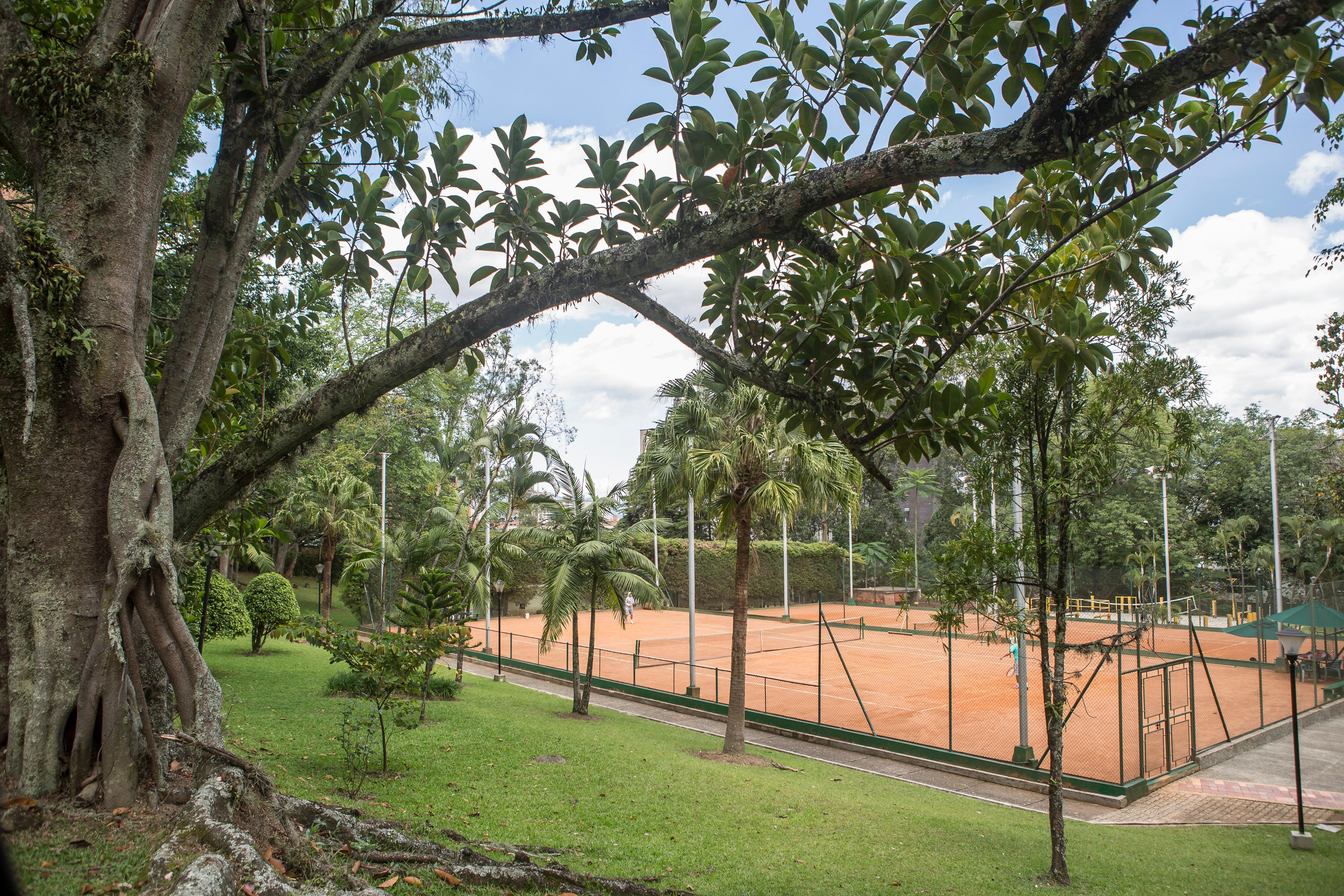 Intercontinental Medellin - Movich By Ihg Hotell Exteriör bild