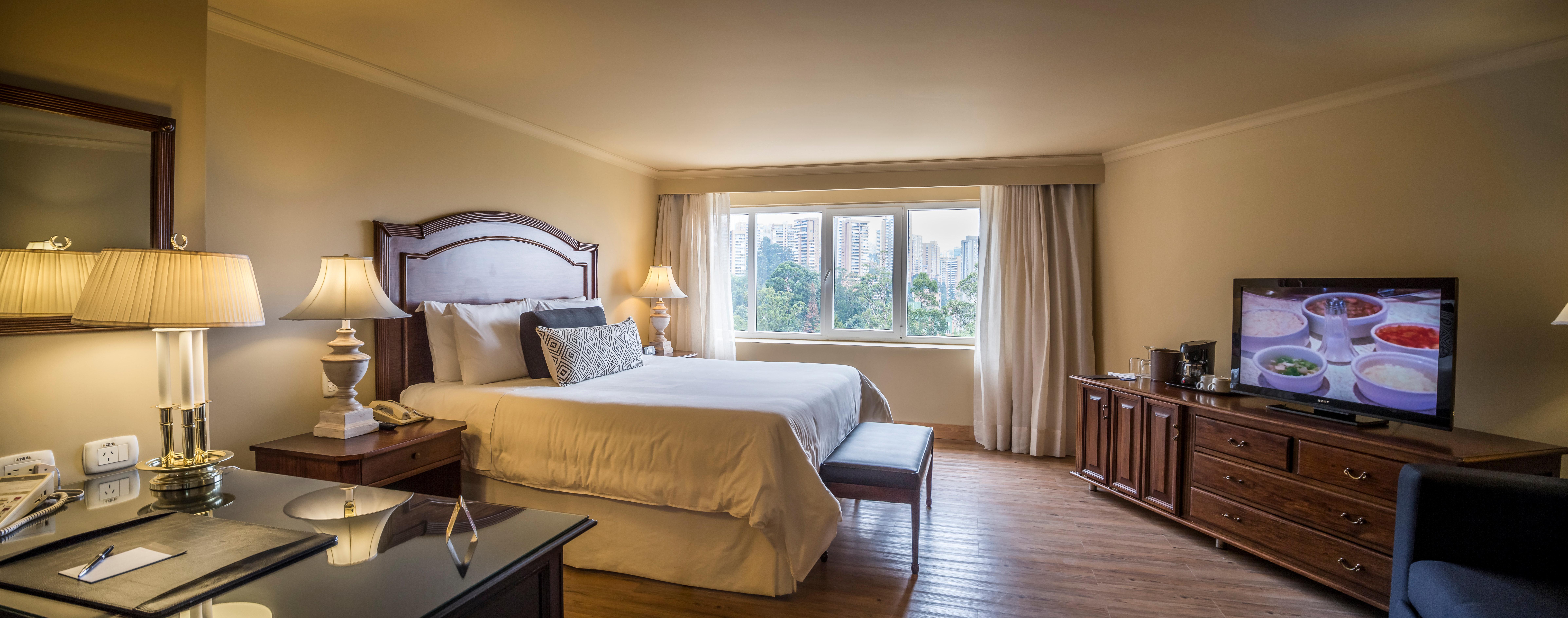 Intercontinental Medellin - Movich By Ihg Hotell Exteriör bild