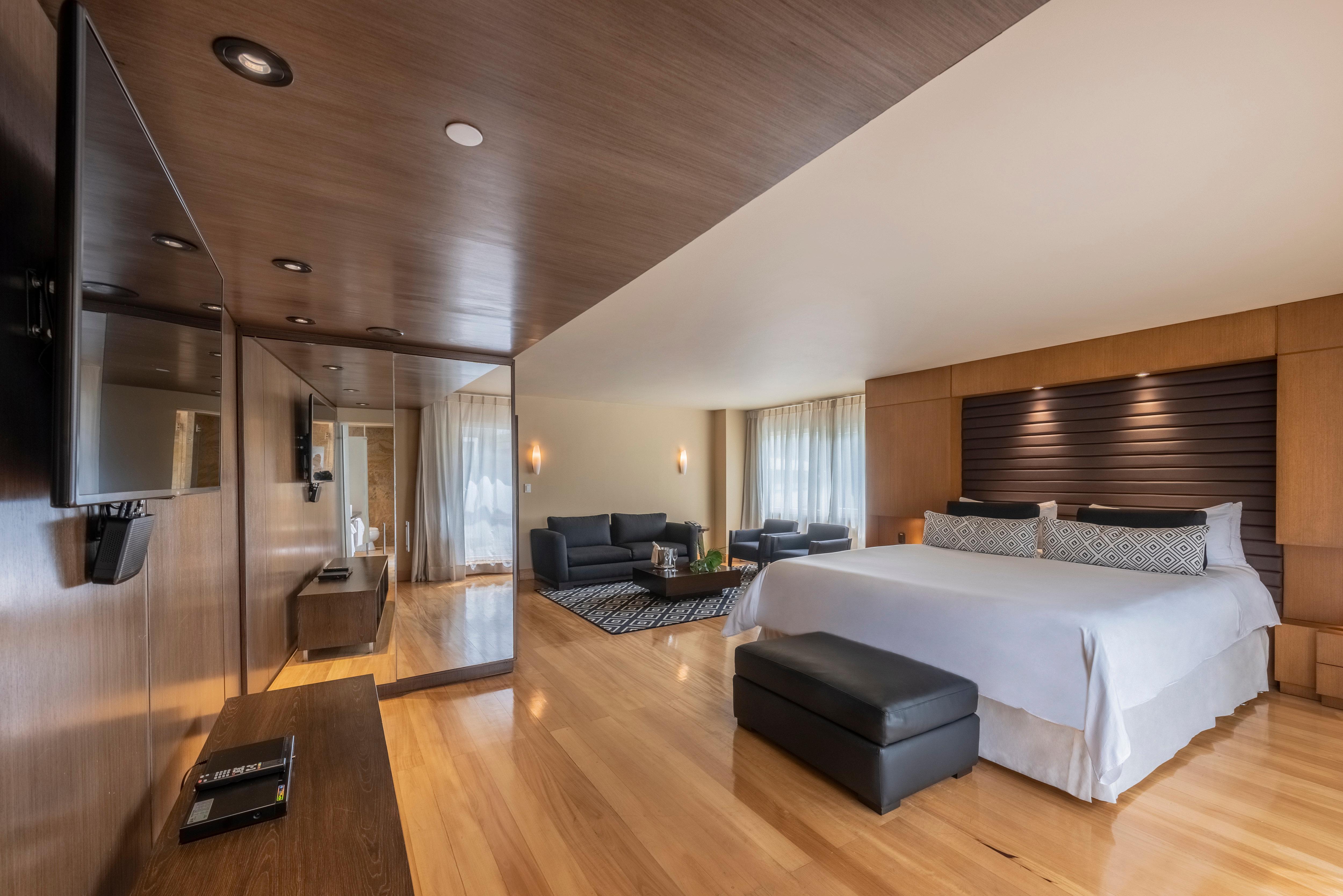 Intercontinental Medellin - Movich By Ihg Hotell Exteriör bild