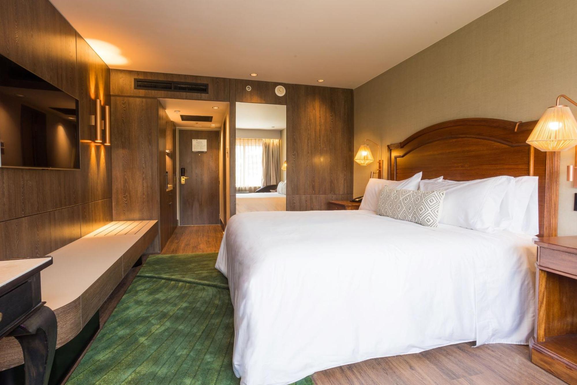 Intercontinental Medellin - Movich By Ihg Hotell Exteriör bild