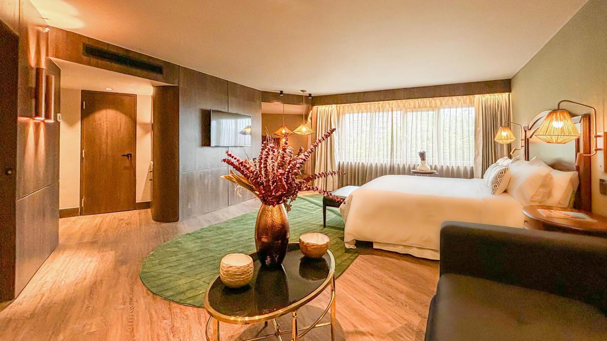 Intercontinental Medellin - Movich By Ihg Hotell Exteriör bild